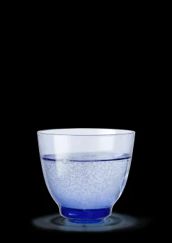 Best Holmegaard Flow Vandglas 35 cl mørk blå | Køb hos os