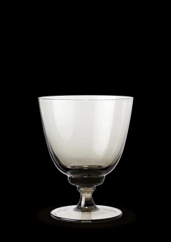 Sale Holmegaard Glas på fod 35 cl i grå fra serien Flow | Køb her