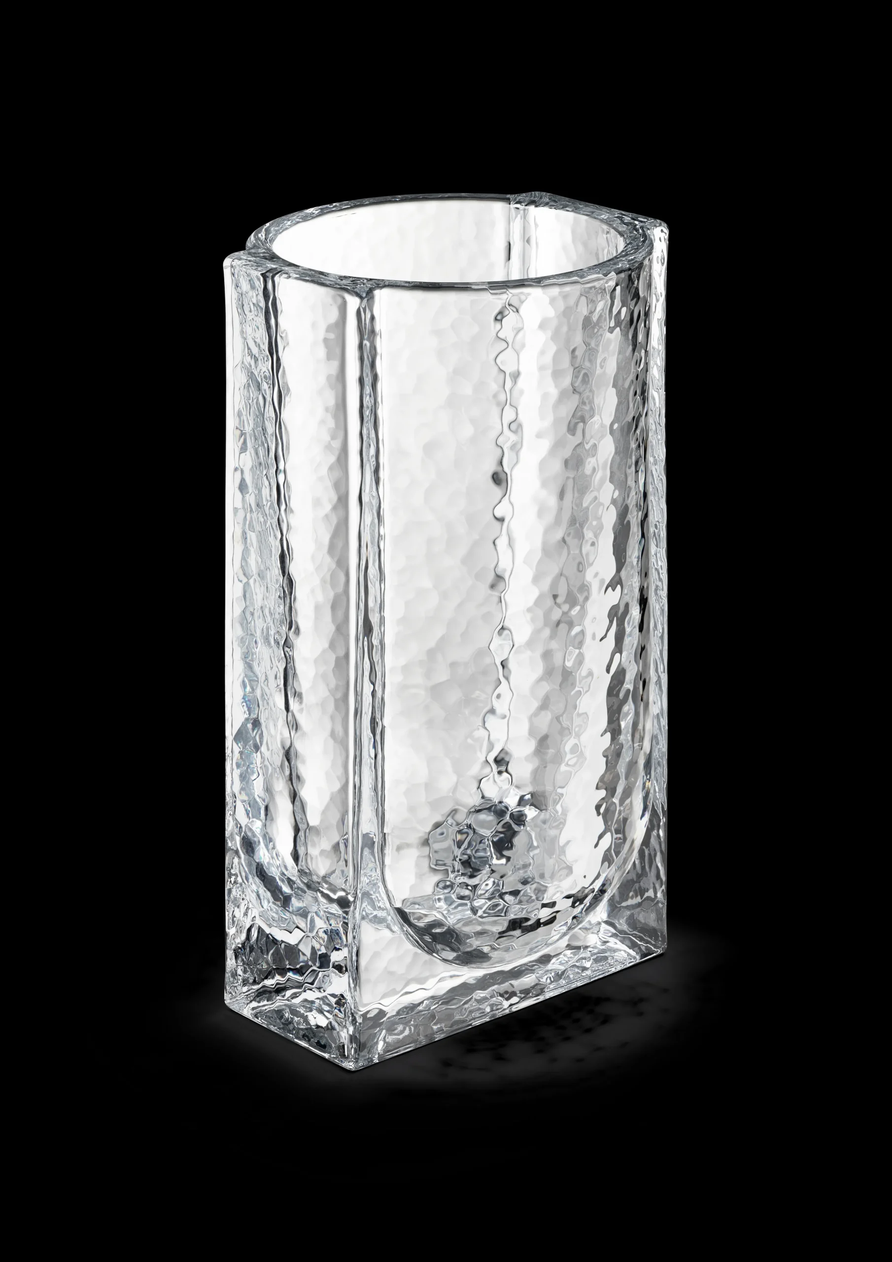 Outlet Holmegaard Vase H20 cm i klar fra serien Forma | Køb her