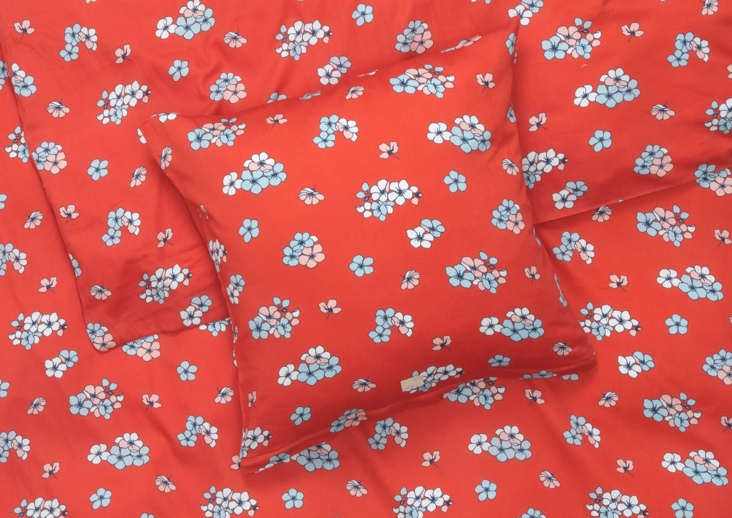 Sale JUNA Grand Pleasantly Sengetøj 200x220 cm chili DK | Køb her