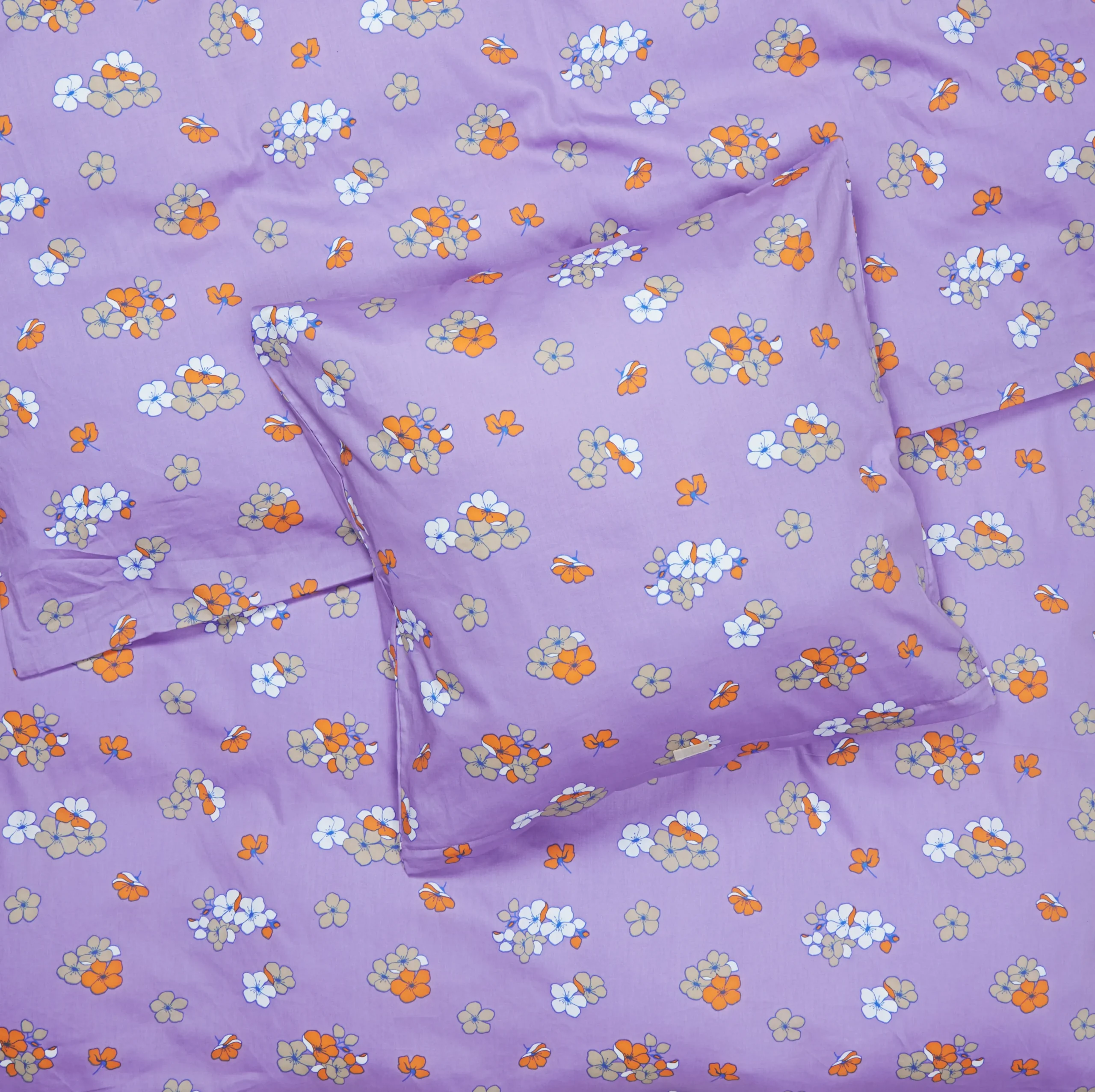 Discount JUNA Grand Pleasantly Sengetøj 140x200 cm lavendel | Køb her