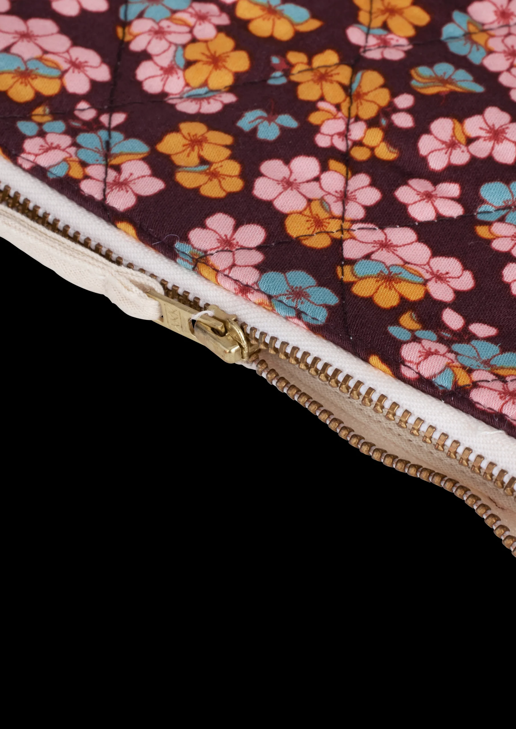 Online JUNA Pleasantly Dalila Toiletbag 21x16 cm chokolade