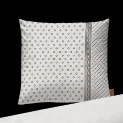 Clearance JUNA Pudebetræk 60x50 cm i grå fra serien Travel | Køb her