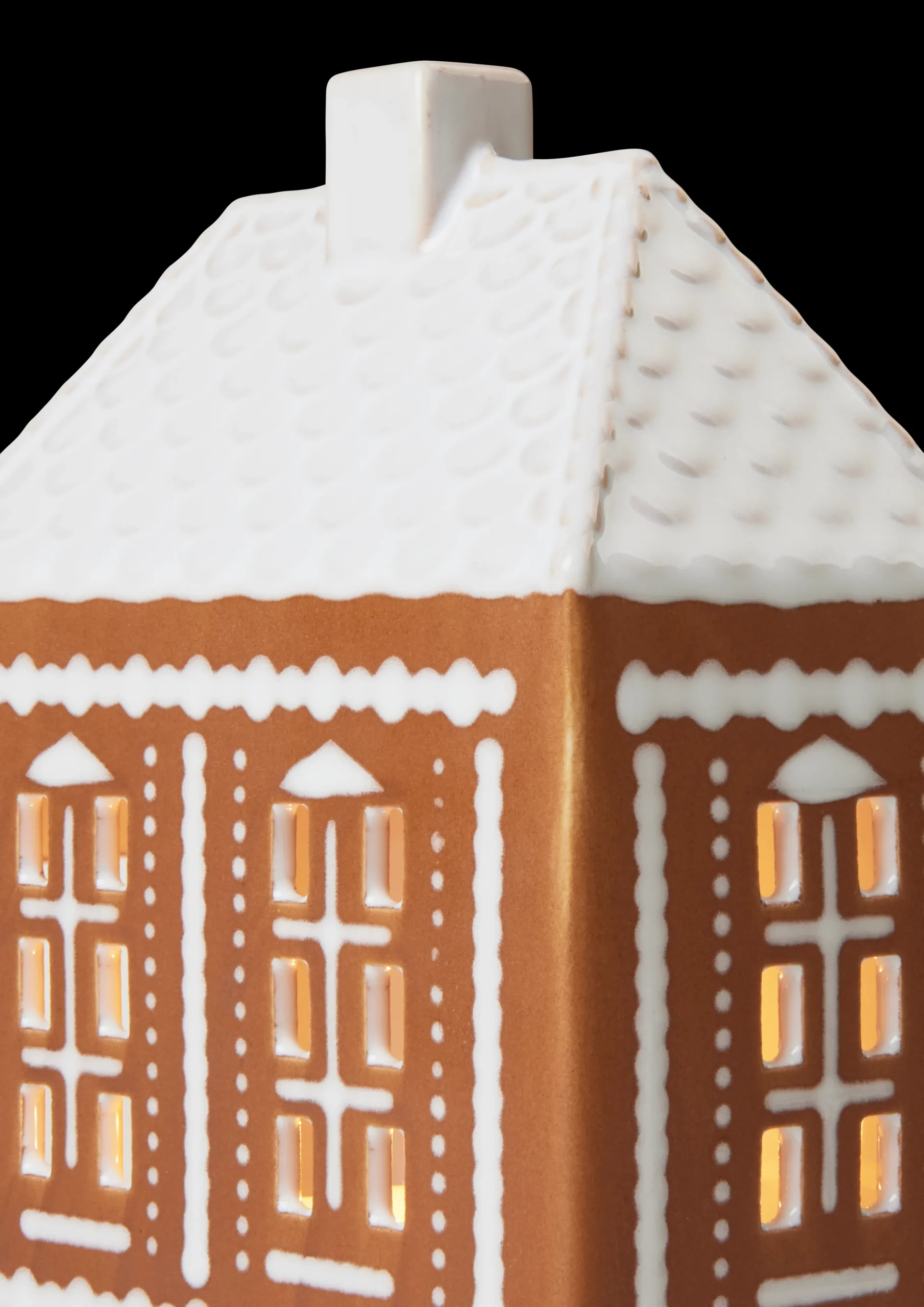 Best Kähler Lyshus mellem i brun fra serien Gingerbread | Køb her