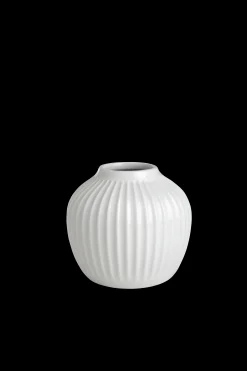 Outlet Kähler Vase H13 cm i hvid fra serien Hammershøi | Køb her