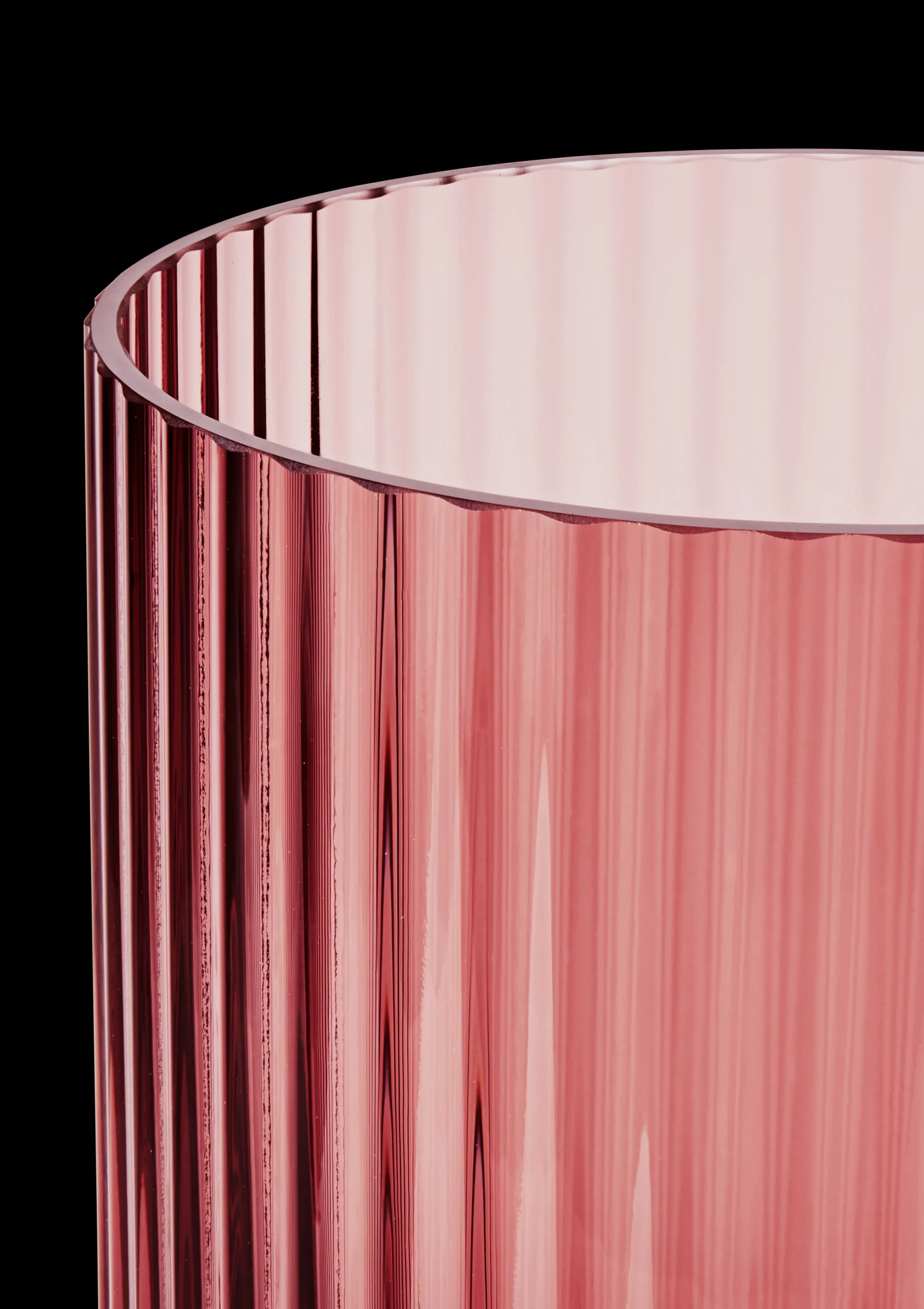 Sale Lyngby Porcelæn Lyngby Vase burgundy mundblæst glas