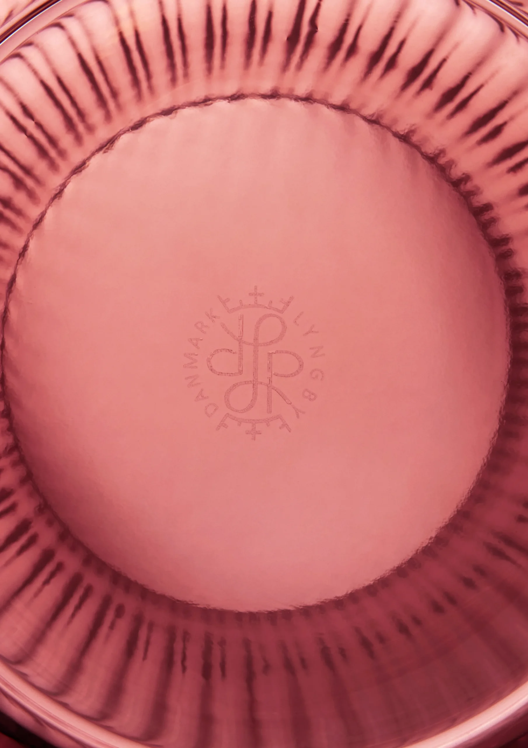 Sale Lyngby Porcelæn Lyngby Vase burgundy mundblæst glas