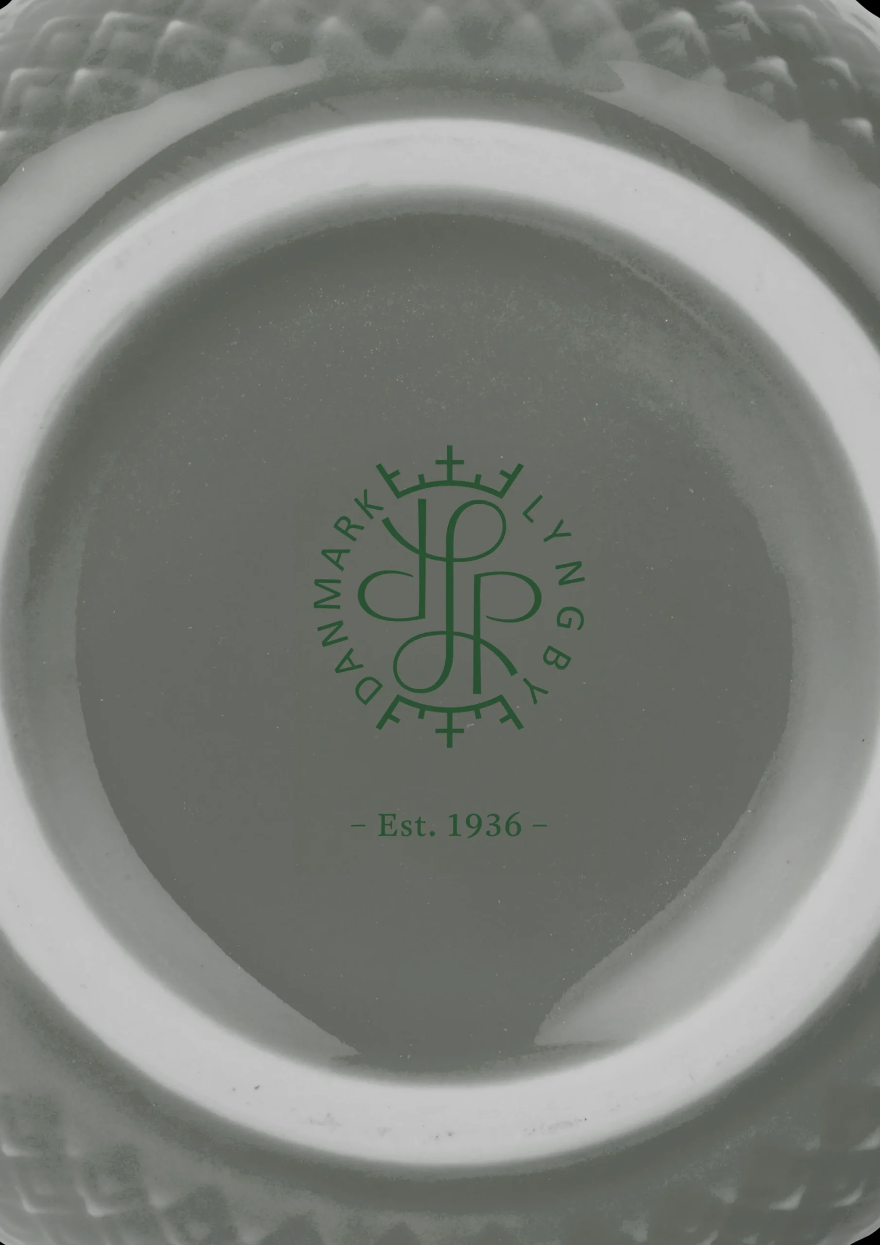 New Lyngby Porcelæn Rhombe Earth Krus med hank 39 cl moss