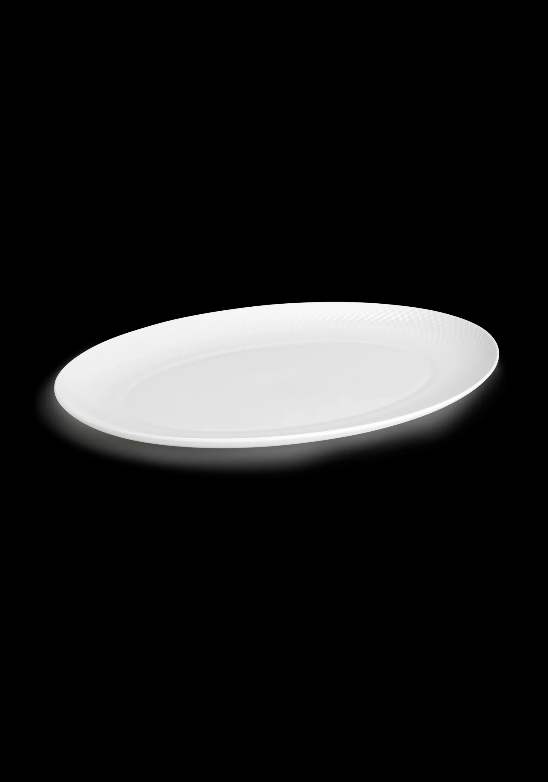 Online Lyngby Porcelæn Rhombe Ovalt serveringsfad 42x32 hvid