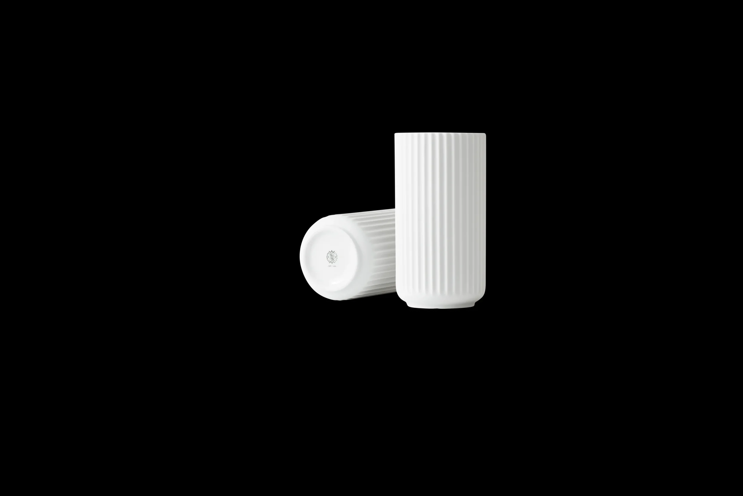 Best Lyngby Porcelæn Vase H20.5 cm i hvid fra serien Lyngby